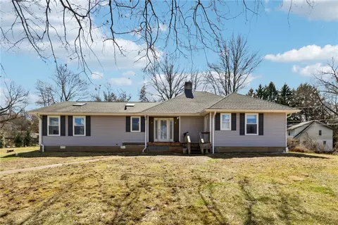 9730 Valley View Rd, Pittsburgh, PA 15237