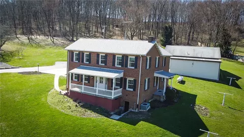 102 Browns Mill Rd, Evans City, PA 16033