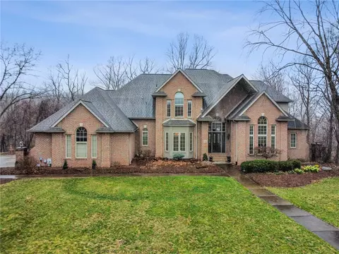 3502 Chateau Ln, Murrysville, PA 15668