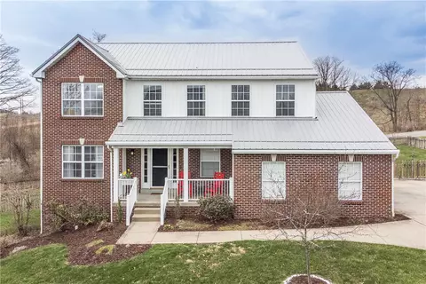 1024 S Lake Dr, Gibsonia, PA 15044