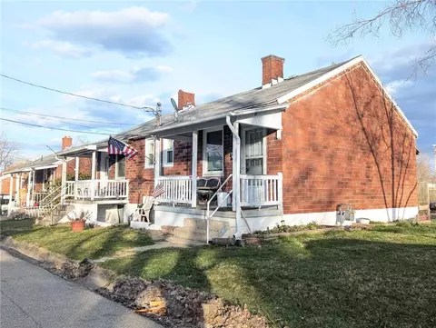 1 Cumberland Vlg, Carmichaels, PA 15320