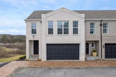 239 Limehouse Rd, Cranberry Township, PA 16066
