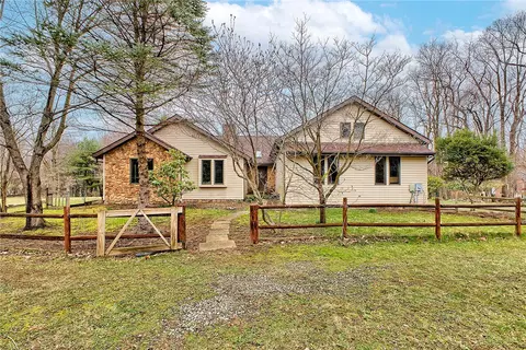 233 Old Route 711, Stahlstown, PA 15687