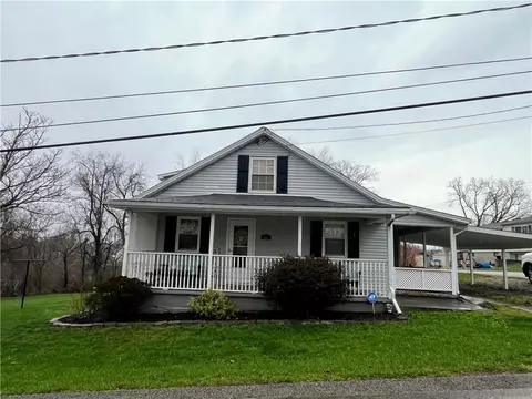 121 Franklin Ave, Uniontown, PA 15401