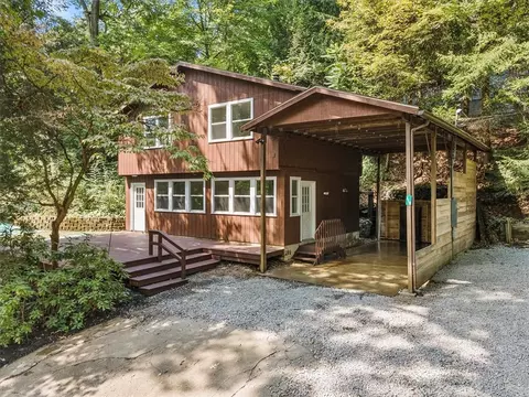 110-116 Hickory Hill Ln, Zelienople, PA 16063