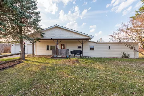 819 Pleasant Hill Rd, Leechburg, PA 15656