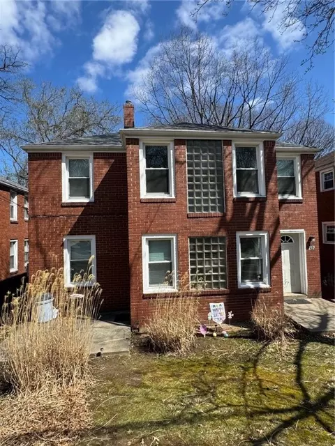 217 Burdine Ave, Pittsburgh, PA 15227