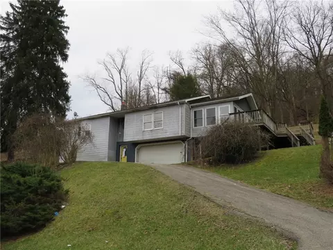 4694 W Smithfield St, Mckeesport, PA 15135