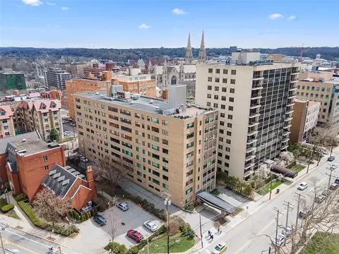 154 N Bellefield Ave #94, Pittsburgh, PA 15213