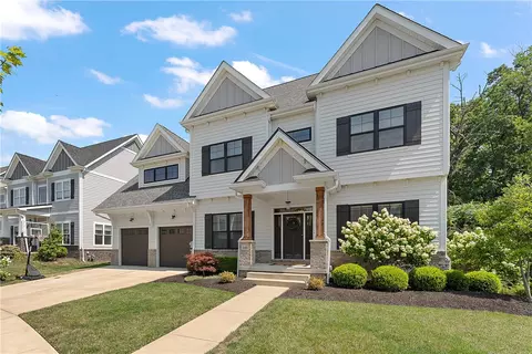 141 Seneca Pl, Mars, PA 16046