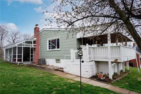 118 Clyde Ave, Cheswick, PA 15024