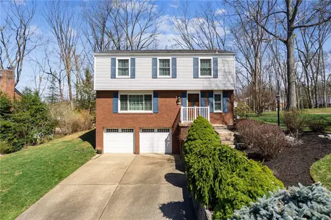 297 Lincoln Dr, Pittsburgh, PA 15241