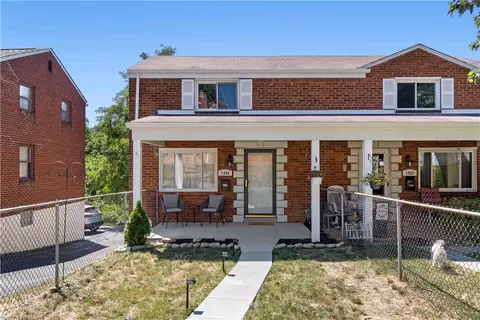 1454 Perri Dr, Pittsburgh, PA 15226