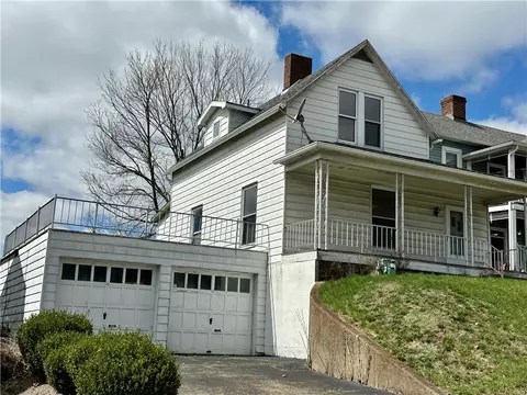 149 N West St, Waynesburg, PA 15370