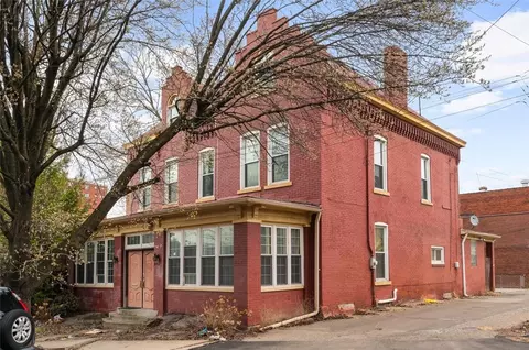 809 Mcclure St, Munhall, PA 15120