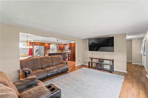 191 Deer Dr, Washington, PA 15301 photo 5