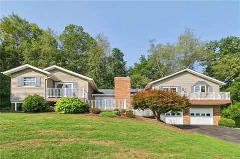 488 Old Elderton Hill Rd, Shelocta, PA 15774