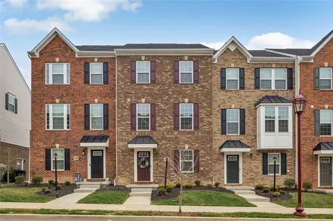 214 Amon St, Cranberry Township, PA 16066
