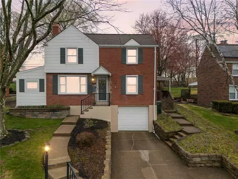 5310 Greenridge Dr, Pittsburgh, PA 15236