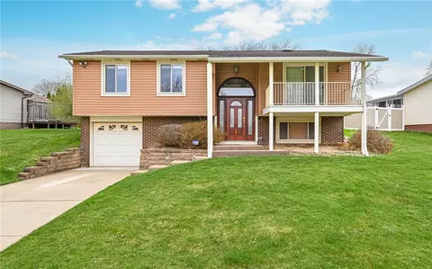 1737 Porter St, Conway, PA 15027