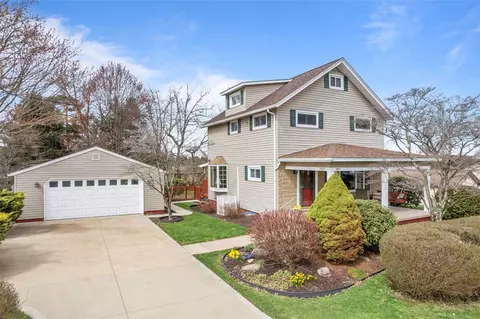 2801 24th Ave, Beaver Falls, PA 15010