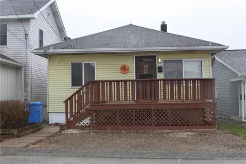 2642 Chestnut St, New Kensington, PA 15068