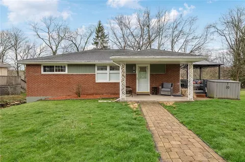 10100 Mark Ave, Irwin, PA 15642