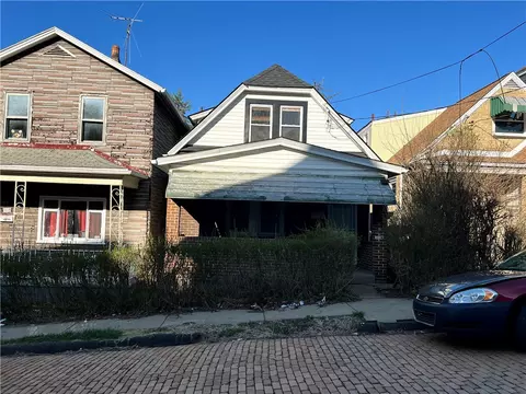 719 Catharine St, Duquesne, PA 15110