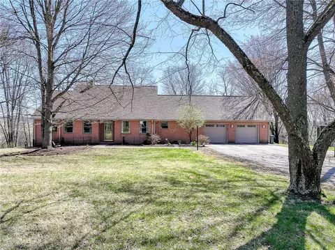 784 Hill Rd, Georgetown, PA 15043