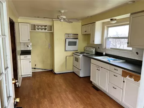 Kitchen - 313 E 9th Ave, Tarentum, PA 15084 photo 1 of 1