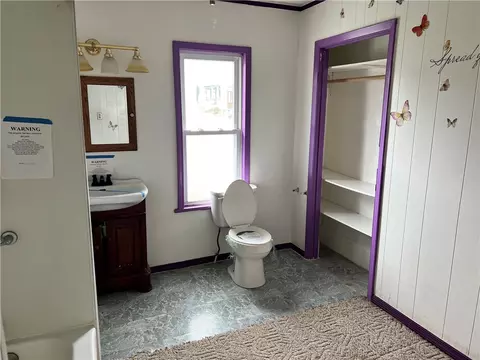 Bath - 313 E 9th Ave, Tarentum, PA 15084 photo 2 of 2