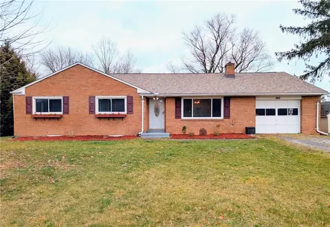 362 Mercer Rd, Harmony, PA 16037