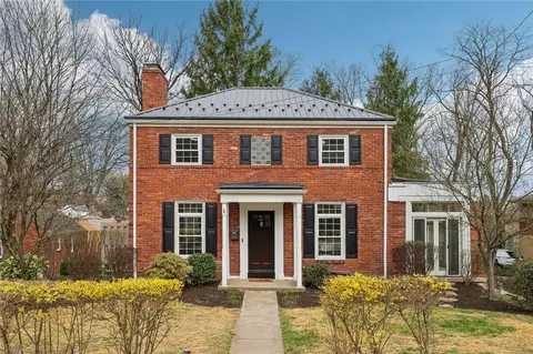 2405 Forest Dr, Pittsburgh, PA 15235