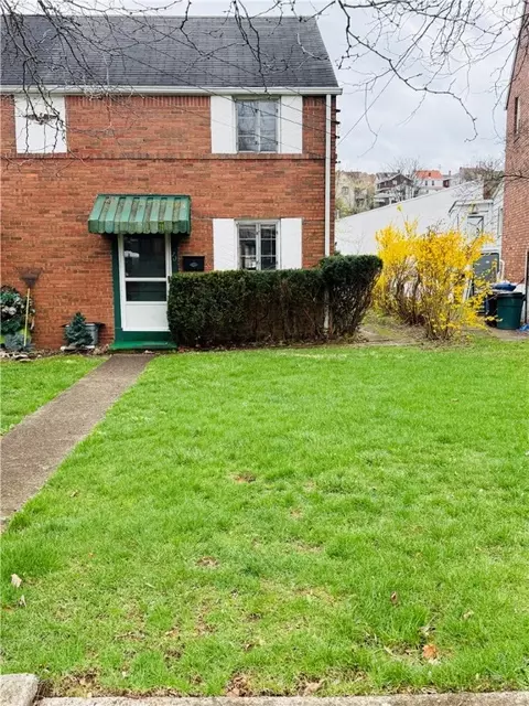70 Wenzell Pl, Pittsburgh, PA 15216