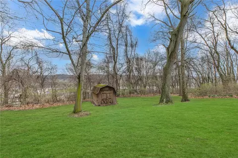 Exterior - 119 Chambers Dr, Monaca, PA 15061 photo 3 of 4