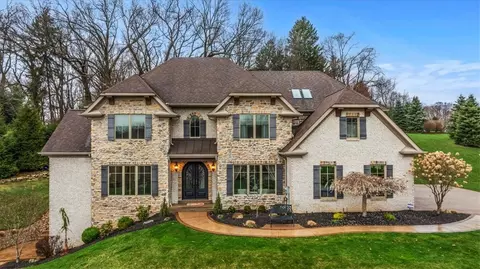 104 Summer Pl, Gibsonia, PA 15044