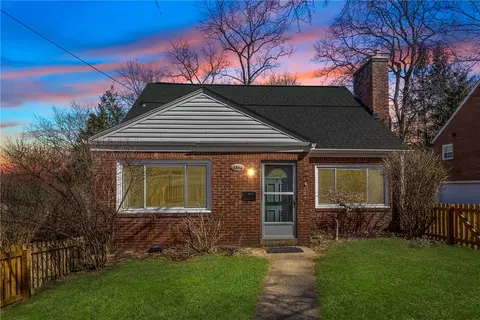 2856 Orlando, Pittsburgh, PA 15235