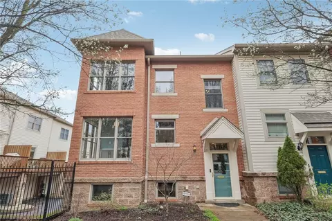 1711 Merriman St, Pittsburgh, PA 15203