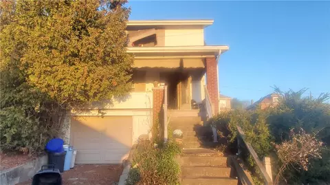 537 Duss Ave, Rochester, PA 15074