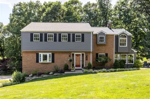 2502 Saddle Dr, Allison Park, PA 15101
