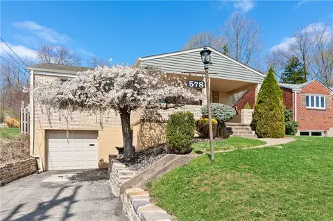 578 Charlotte Dr, Pittsburgh, PA 15236
