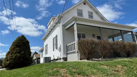 224 S Shupe St, Mount Pleasant, PA 15666