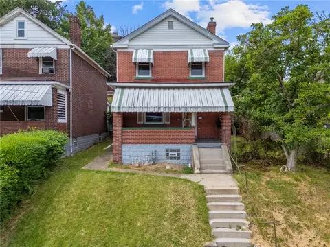 1630 Amanda St, Pittsburgh, PA 15210