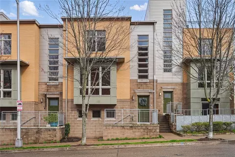 21 S 18th St, Pittsburgh, PA 15203