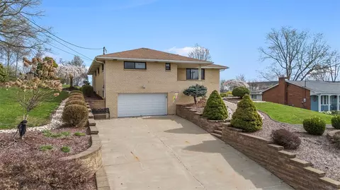 1102 E Windhaven Rd, Pittsburgh, PA 15205