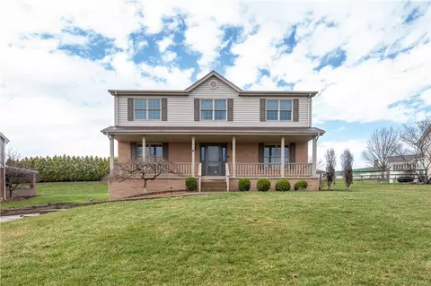 1032 Calmar Dr, Jeannette, PA 15644