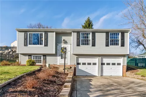 319 Partridge Run Rd, Gibsonia, PA 15044