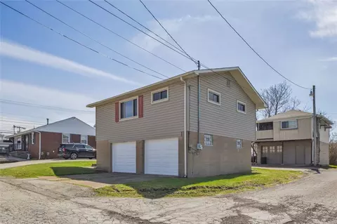 1005 Davis St, Natrona Heights, PA 15065