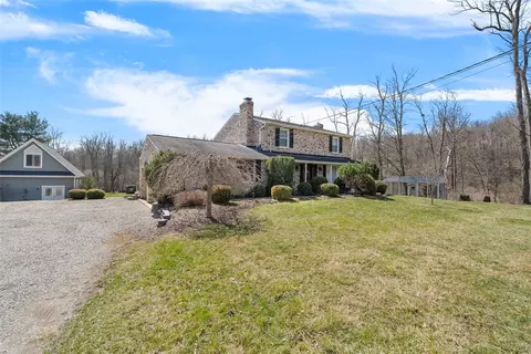 30 Coleman Rd, Mcdonald, PA 15057