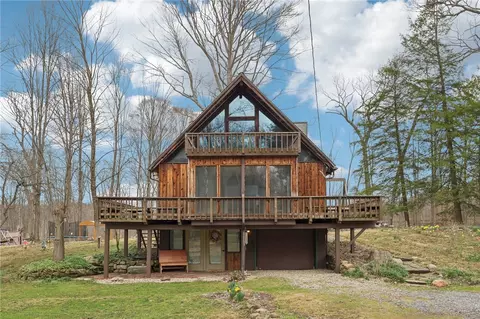 242 Mcclelland Rd, Mercer, PA 16137